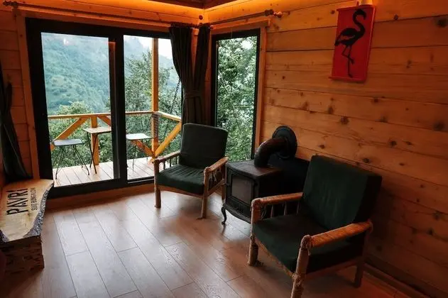 Jakuzili Nature 1 Suite Oda