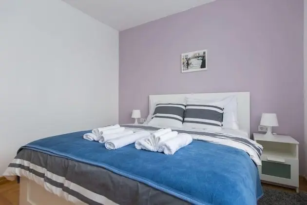 Deluxe Tek Büyük Yataklı Oda, Ortak Banyo (1)