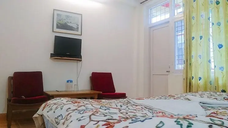 Standard Oda, 1 Çift Kişilik Yatak, Sigara İçilmez, Şehir Manzaralı