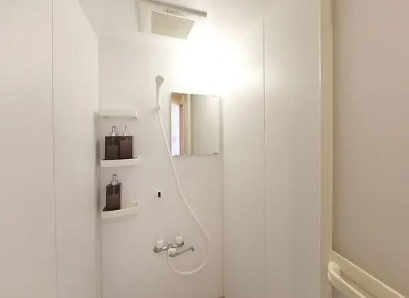 Economy Dört Kişilik Oda, 4 Yatak Odası, Sigara İçilmez, Ortak Banyo (For 1-4 Occupancy)