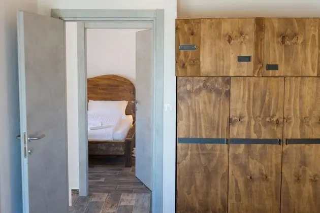 Luxury Villa, Üzüm Asması Manzaralı, Havuz Kenarı (2)