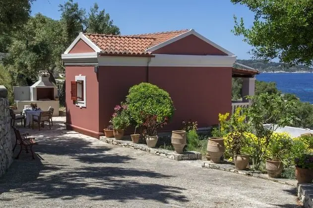 Stüdyo (Thalassa A)