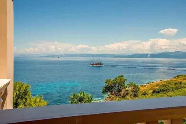 Stüdyo (Thalassa A)