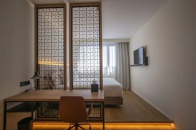 Executive Oda, Havuz Manzaralı