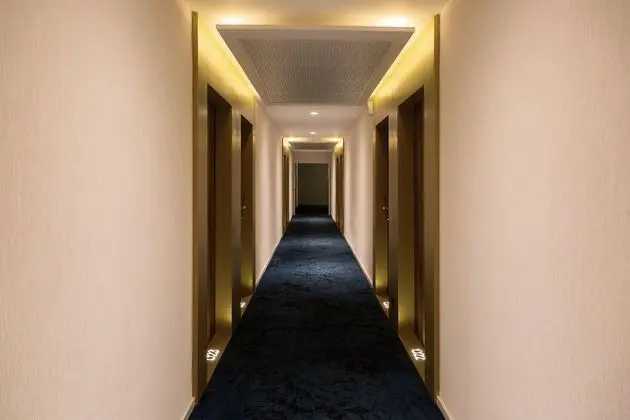 Premium Tek Büyük Yataklı Oda