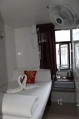 Tek Büyük Yataklı Oda