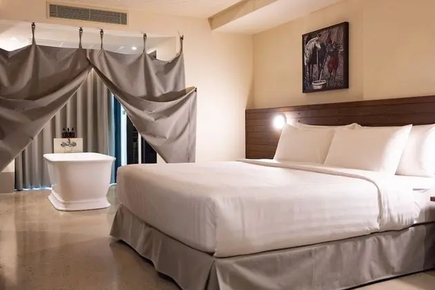 Deluxe Grand Double