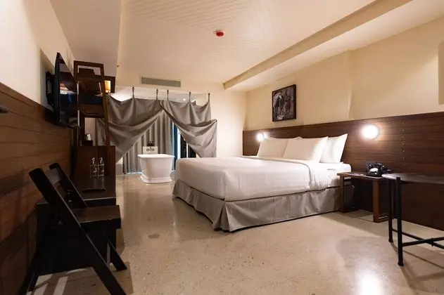 Deluxe Grand Double