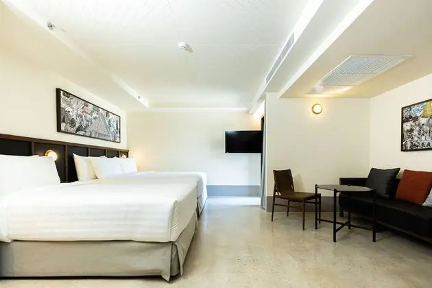 Triple Grand Deluxe