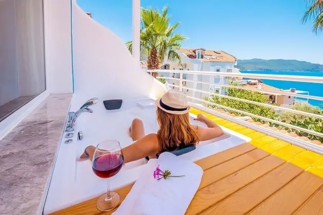 Premium Room with Sea View & Jacuzzi