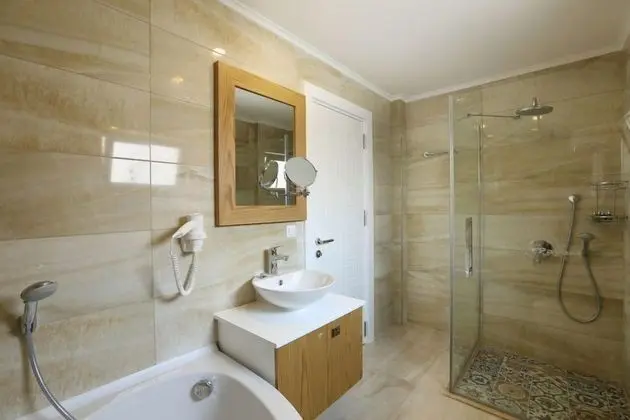 Standard Double Room with Jacuzzi