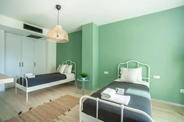 Iki Yatak Odalı Deluxe Suite, Kara veya Havuz Manzaralı, Ortak Havuzlu