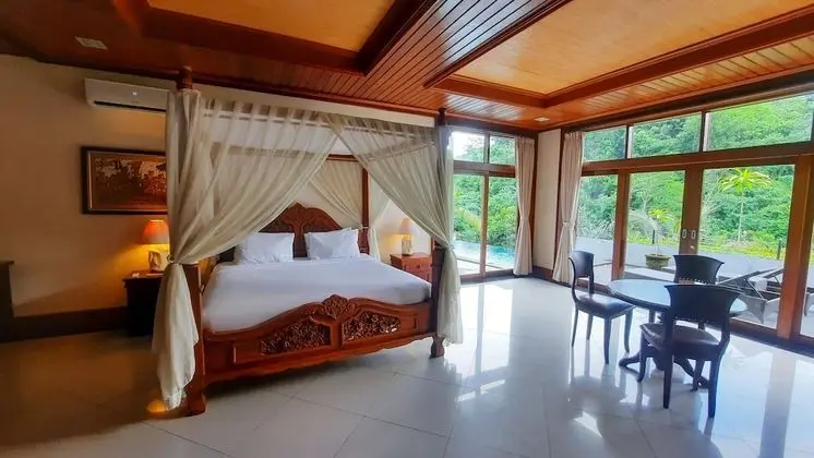 One Bedroom Pool Villa complimentary one time floating breakfast for 2 people (min 3 n stay)