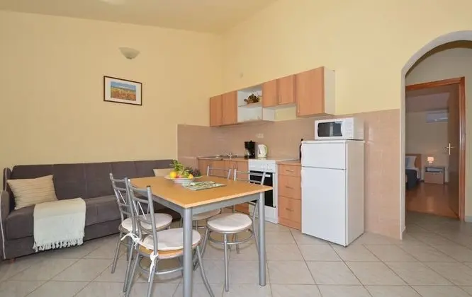 Apart Daire (Paž - 28m from the beach - A2(2+1))