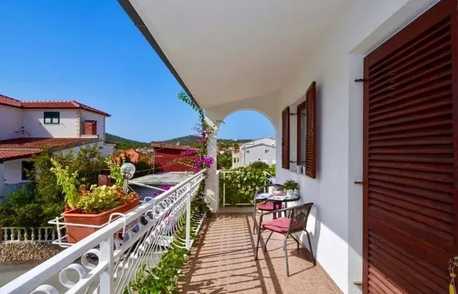 Apart Daire (Paž - 28m from the beach - A2(2+1))