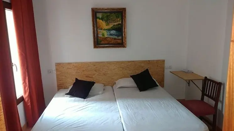 Tek Büyük veya İki Ayrı Yataklı Oda