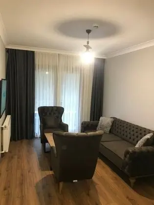 Standart Suit - Göl ve Dağ Manzaralı