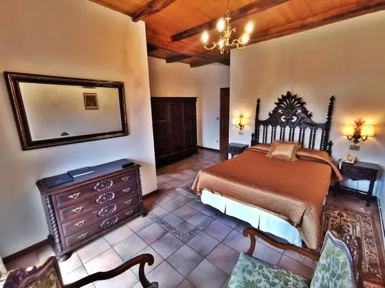 Tek Büyük Yataklı Oda, Sıcak Su Küveti (Special)