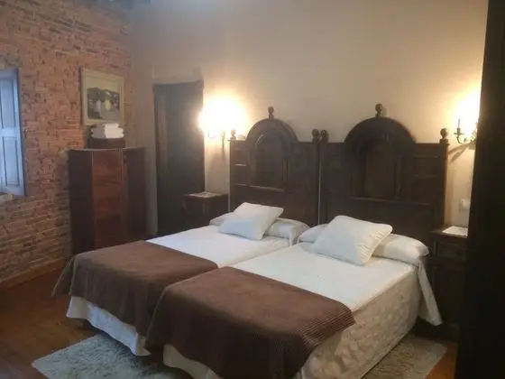 Tek Büyük veya İki Ayrı Yataklı Oda