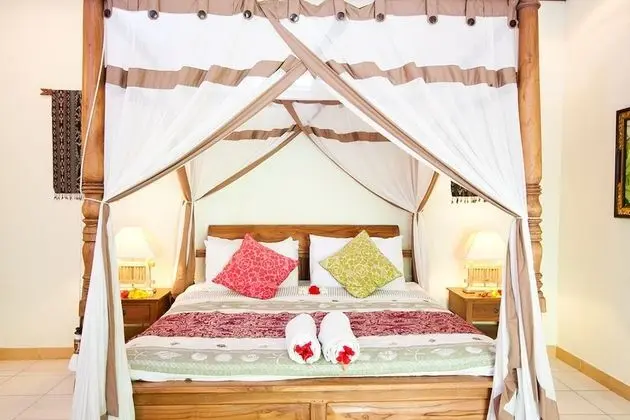 Bungalov, Bahçe Manzaralı