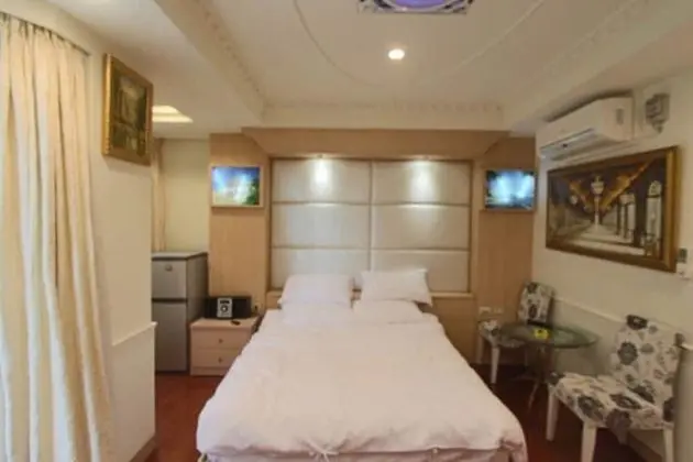Design Ev, 6 Yatak Odası, Veranda, Avlu