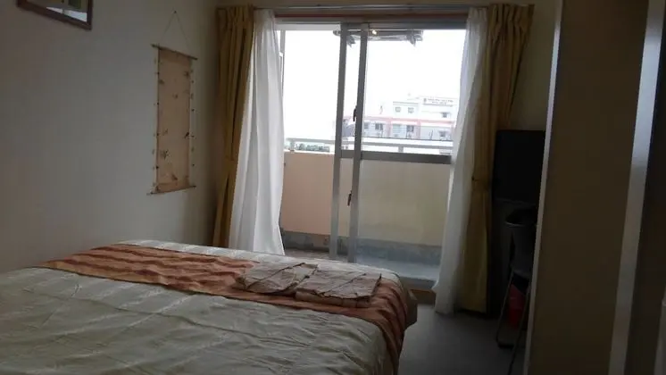 Tek Kişilik Oda, Sigara İçilebilir