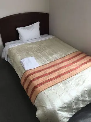 Tek Kişilik Oda, Sigara İçilebilir