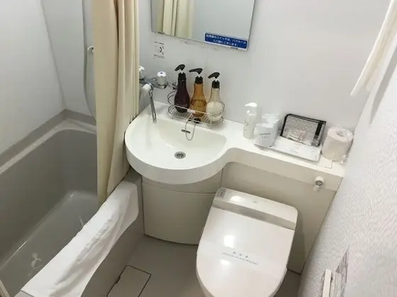 Tek Kişilik Oda, Sigara İçilebilir