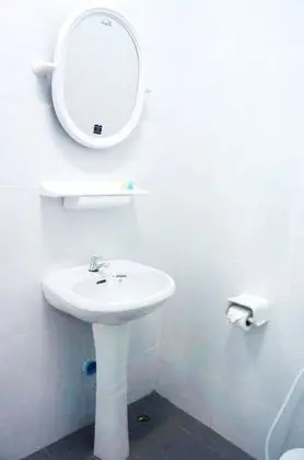 Standard Twin Air-Condition