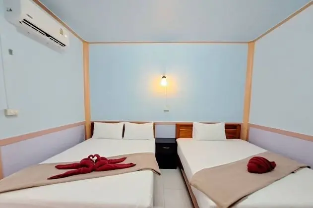 Triple Room  Air-Condition