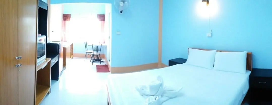 Triple Room  Air-Condition