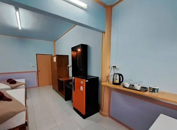 Triple Room  Air-Condition