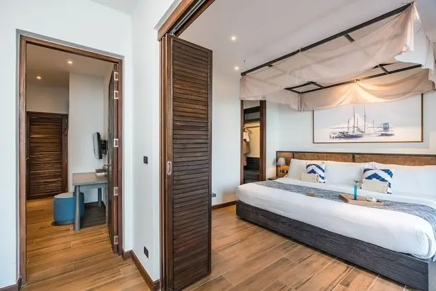 2 Bedroom Beachfront Pool Villa