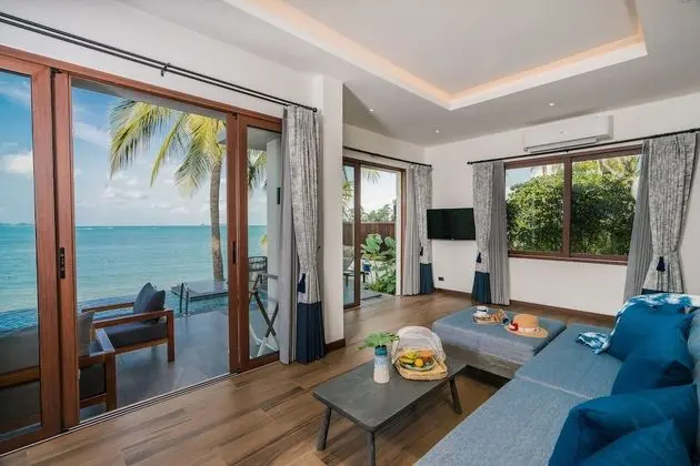 2 Bedroom Beachfront Pool Villa