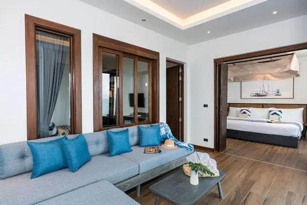 2 Bedroom Beachfront Pool Villa