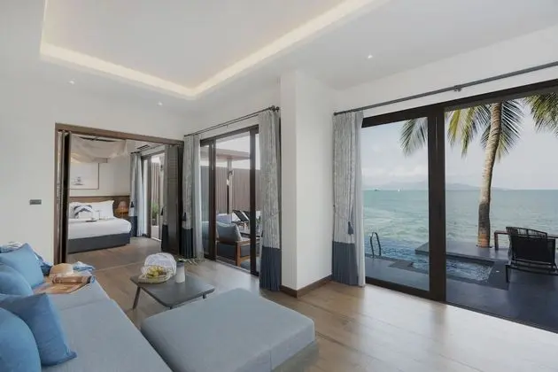 2 Bedroom Beachfront Pool Villa