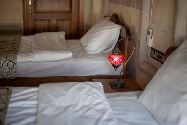 Deluxe Üç Kişilik Oda