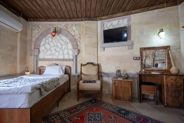 Deluxe Üç Kişilik Oda