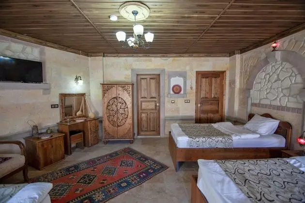 Deluxe Üç Kişilik Oda