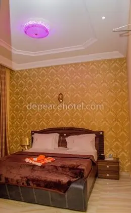 Deluxe Tek Büyük Yataklı Oda