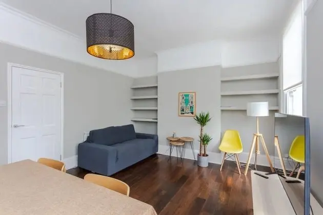 Basic Apart Daire, 1 En Büyük (King) Boy Yatak