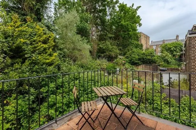 Basic Apart Daire, 1 En Büyük (King) Boy Yatak