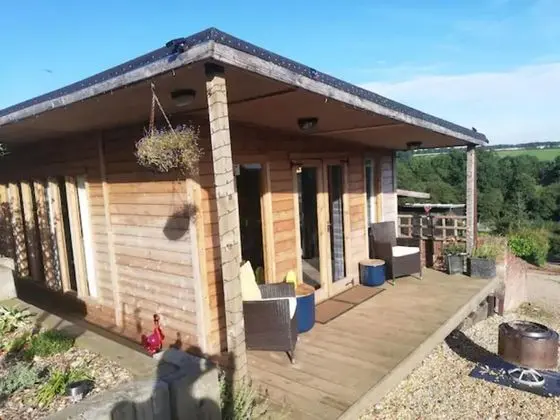 Kır Evi, 1 Büyük (Queen) Boy Yatak