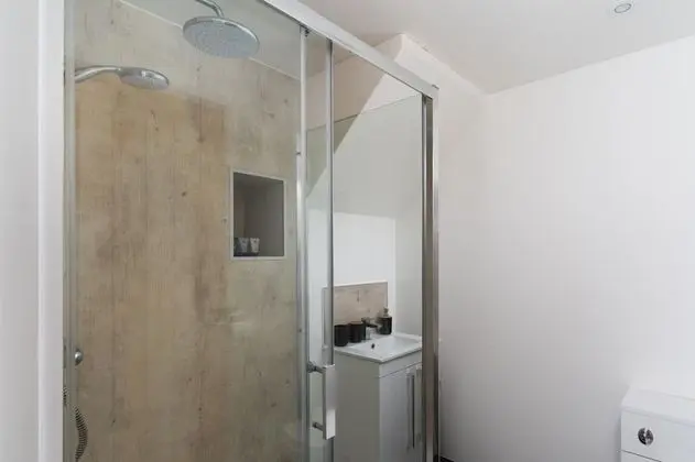 Ev (1 Bedroom)