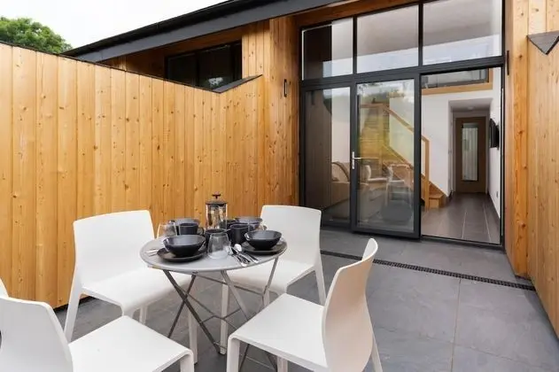 Ev (1 Bedroom)
