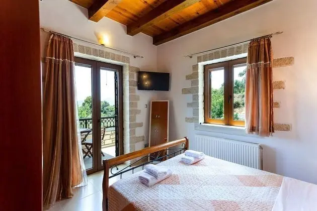 Villa, 5 Yatak Odası, Sigara İçilmez, Kişiye Özel Havuzlu