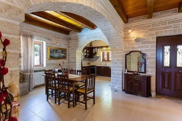 Villa, 5 Yatak Odası, Sigara İçilmez, Kişiye Özel Havuzlu