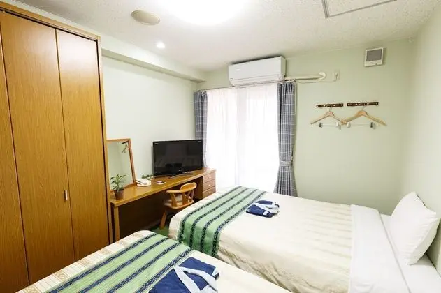 İki Ayrı Yataklı Oda, 2 Yatak Odası