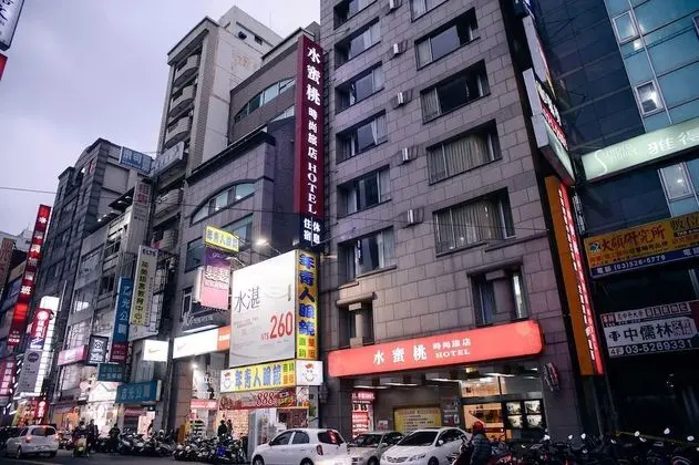 Business Tek Büyük Yataklı Oda