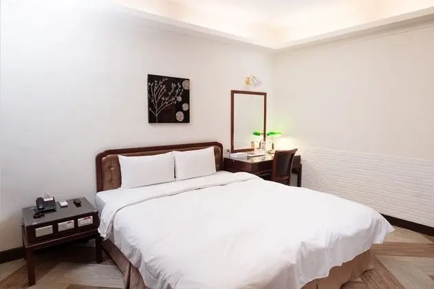 Deluxe Tek Büyük Yataklı Oda